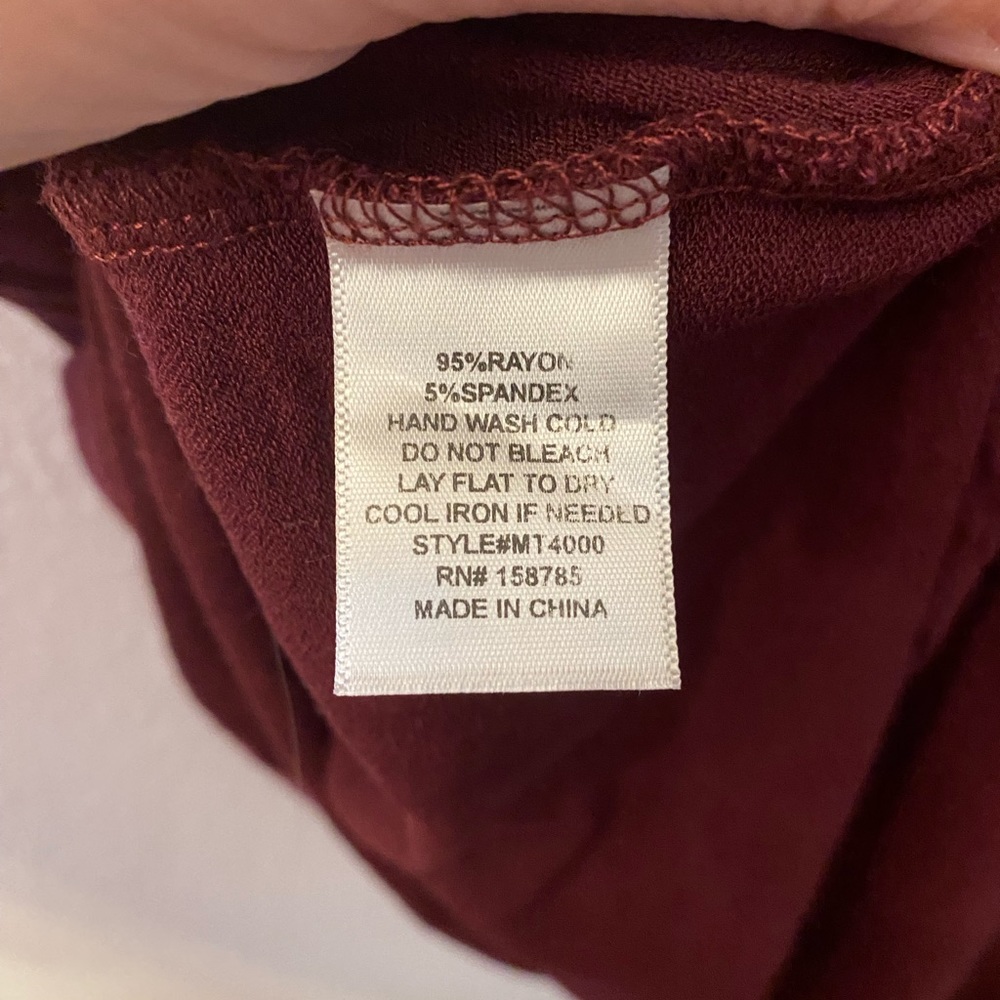 Another Reason Neck tie with mesh detail blouse. Size XL. - Picture 7 of 7